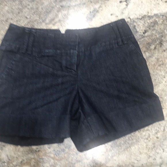 Express shorts - Picture 1 of 3